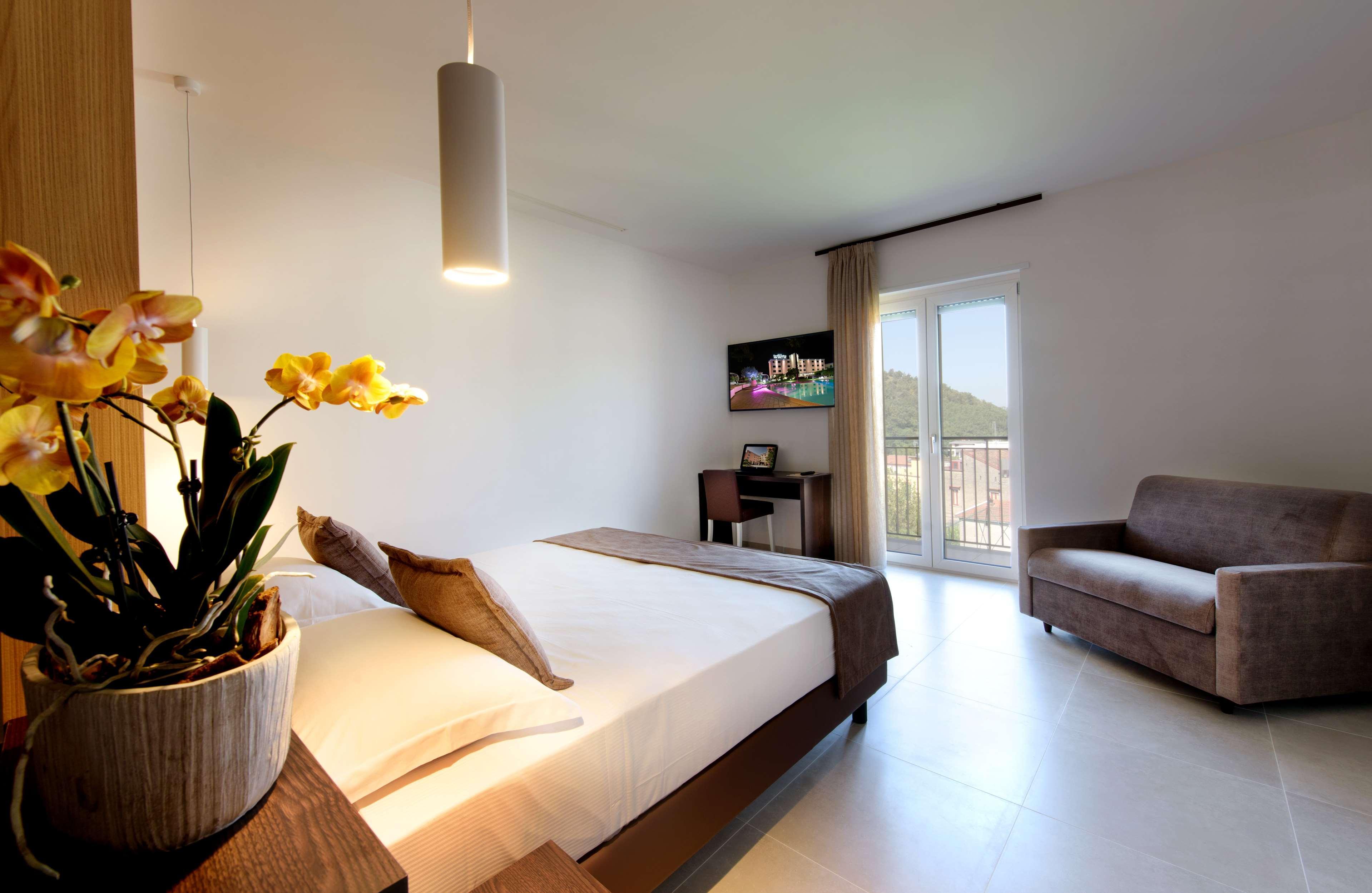 San Severino Park Hotel & Spa, BW Signature Collection Mercato San Severino Bagian luar foto