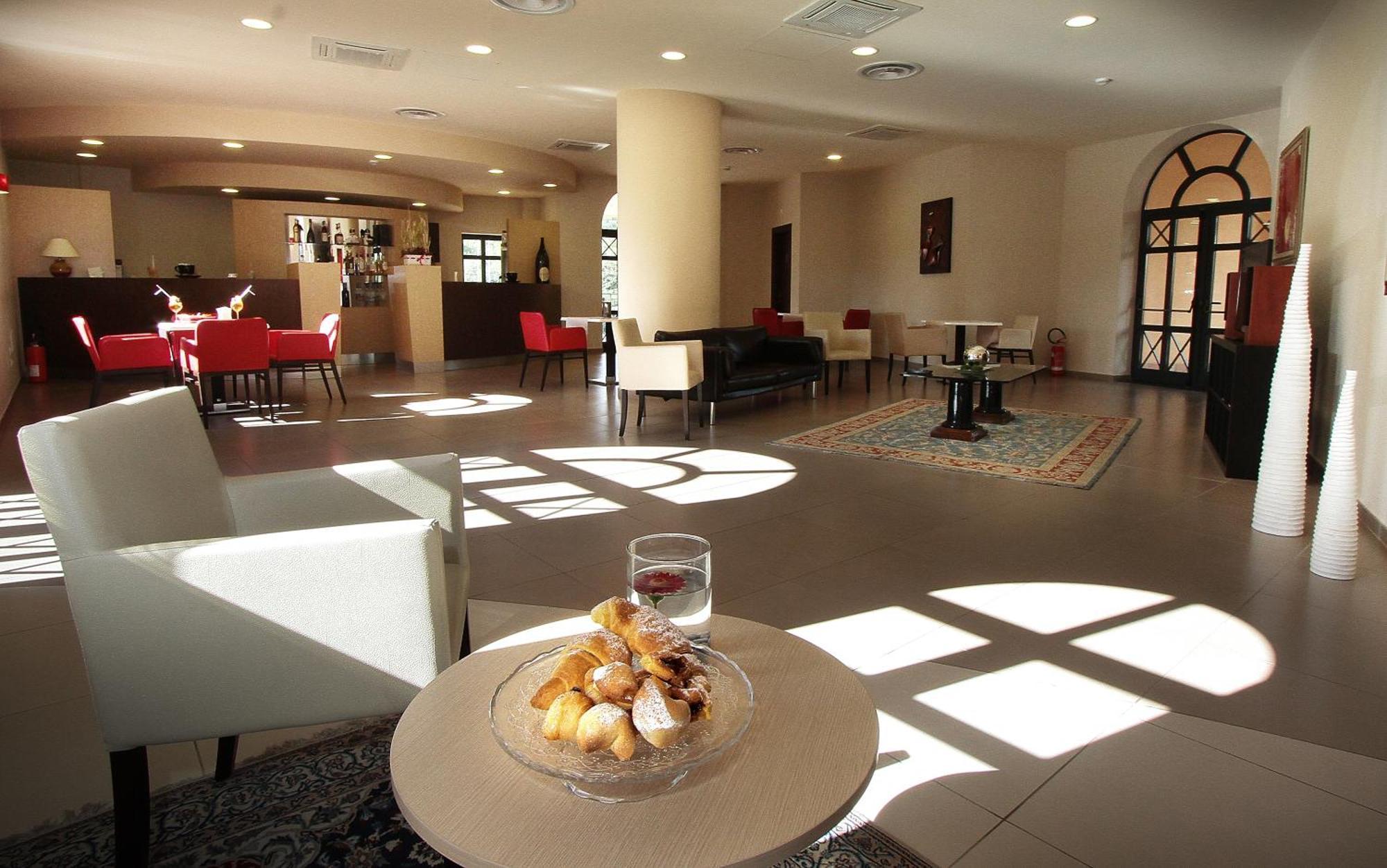 San Severino Park Hotel & Spa, BW Signature Collection Mercato San Severino Bagian luar foto