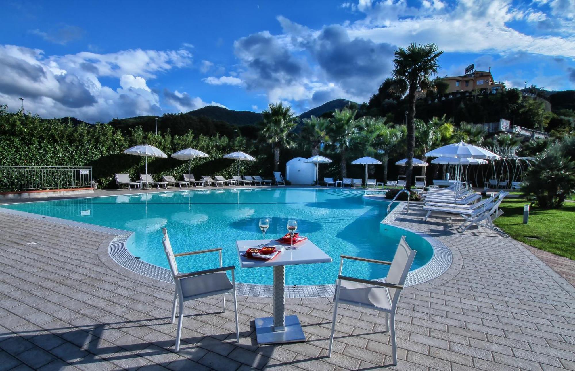 San Severino Park Hotel & Spa, BW Signature Collection Mercato San Severino Bagian luar foto